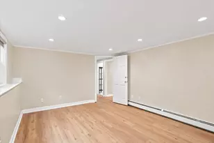 14 Highgate St, Needham, MA 02492 - Photo 27