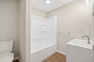 4 Phelps Ave, Westfield, MA 01085 - Photo 21