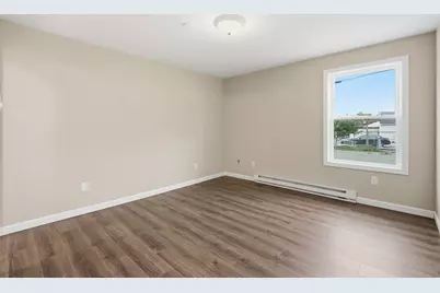 4 Phelps Ave, Westfield, MA 01085 - Photo 11