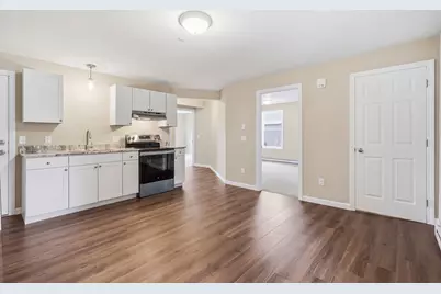 4 Phelps Ave, Westfield, MA 01085 - Photo 15
