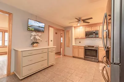 191 Cynthia Dr, Raynham, MA 02767 - Photo 7