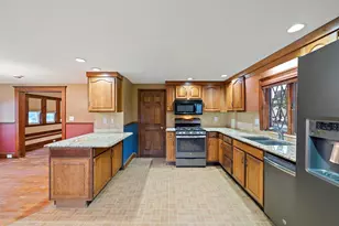 209 Highland Ave, Quincy, MA 02170 - Photo 5