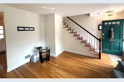 63 Linden St #1, Wellesley, MA 02482 - Photo 3