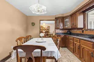 15 Madison Ct, Westport, MA 02790 - Photo 17