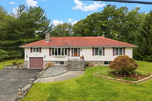15 Madison Ct, Westport, MA 02790 - Photo 1