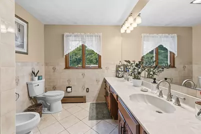 15 Madison Ct, Westport, MA 02790 - Photo 41