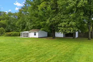 15 Madison Ct, Westport, MA 02790 - Photo 7