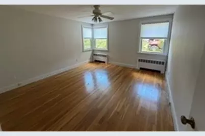 28 Fisher St, Walpole, MA 02081 - Photo 9