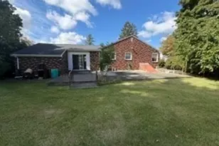 28 Fisher St, Walpole, MA 02081 - Photo 3