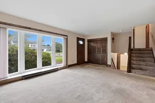 44 Dennison Hill Rd, Southbridge, MA 01550 - Photo 9