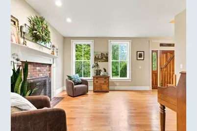 63 Wood St, Holden, MA 01522 - Photo 11