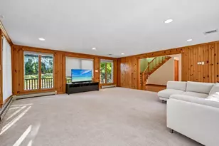 25 Evelyn Pl, Quincy, MA 02171 - Photo 9