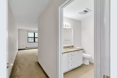 10 Wrentham Rd #108, Worcester, MA 01602 - Photo 7