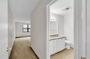 10 Wrentham Rd, Worcester, MA 01602 - Photo 7