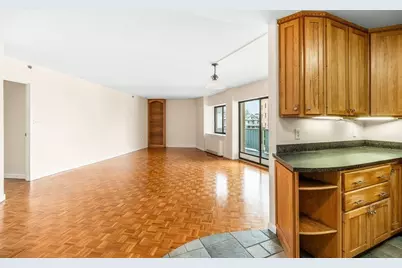 300 Lynn Shore Dr #307, Lynn, MA 01902 - Photo 13