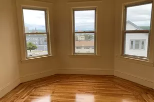 4 Mott St, Worcester, MA 01604 - Photo 5