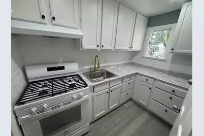 60-62 4th St, Lowell, MA 01850 - Photo 7