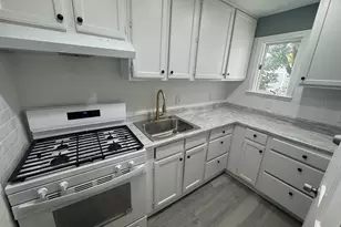 60-62 4th St, Lowell, MA 01850 - Photo 7