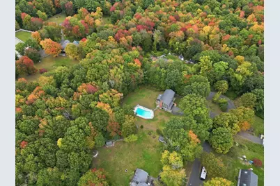 4 Edson Dr, Wilbraham, MA 01095 - Photo 9