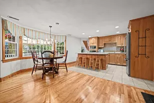 54 Edward Ave, Lynnfield, MA 01940 - Photo 9
