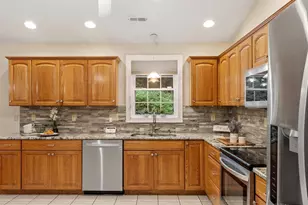 17 Teddy Rd, Worcester, MA 01603 - Photo 17