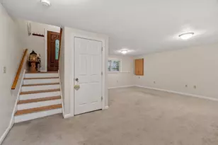 17 Teddy Rd, Worcester, MA 01603 - Photo 29