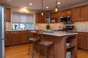 210 Market St, Amesbury, MA 01913 - Photo 3