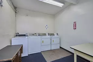7 Lothian Rd, Boston, MA 02135 - Photo 17