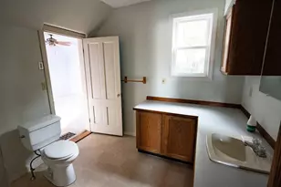 66 Phillips St, Fitchburg, MA 01420 - Photo 25