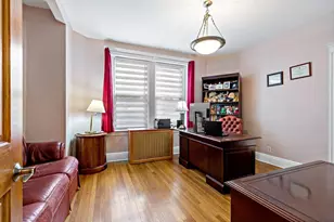 1244 Beacon St, Brookline, MA 02446 - Photo 17