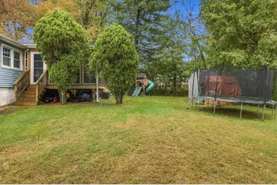 17 Phoenix Rd, Auburn, MA 01501 - Photo 9