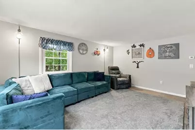 17 Phoenix Rd, Auburn, MA 01501 - Photo 11