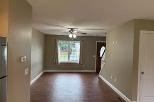 74 Moseley Ave, Westfield, MA 01085 - Photo 9