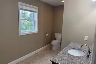 74 Moseley Ave, Westfield, MA 01085 - Photo 27