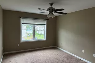 74 Moseley Ave, Westfield, MA 01085 - Photo 15
