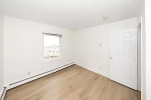 24 Ellsmere St, Worcester, MA 01604 - Photo 17