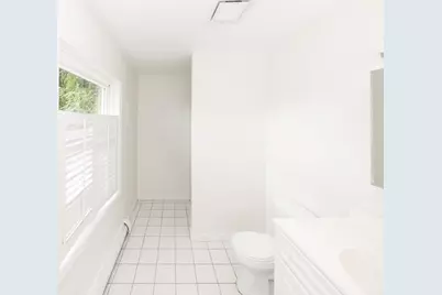 24 Ellsmere St, Worcester, MA 01604 - Photo 23