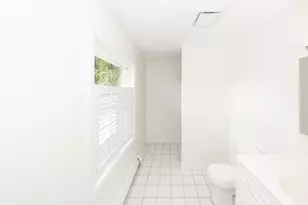 24 Ellsmere St, Worcester, MA 01604 - Photo 23