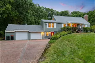 194 W Sutton Rd, Sutton, MA 01590 - Photo 1