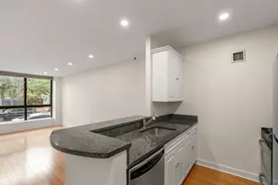 42 8th St, Boston, MA 02129 - Photo 13