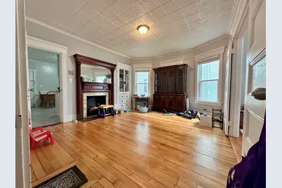 84 Lonsdale St #1, Boston, MA 02124 - Photo 5