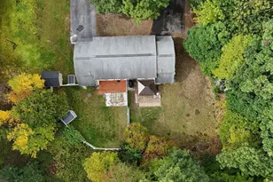 19 Deerwood Dr, Amherst, NH 03031 - Photo 27
