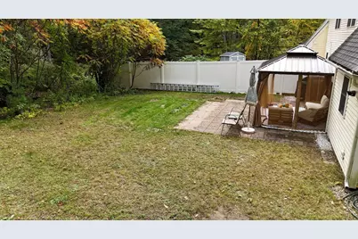 19 Deerwood Dr #A, Amherst, NH 03031 - Photo 31