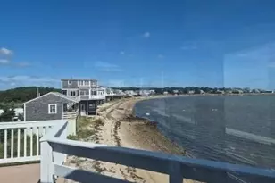 39 Cove St, Mattapoisett, MA 02739 - Photo 5