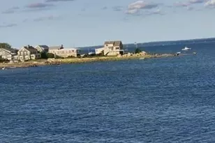 39 Cove St, Mattapoisett, MA 02739 - Photo 17