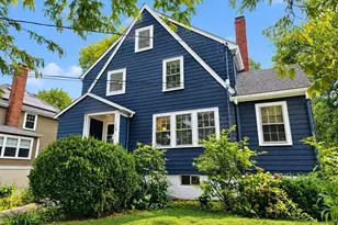 118 Oakdale Rd, Newton, MA 02461 - Photo 1
