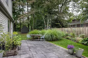 7 Bayberry Ln, Mattapoisett, MA 02739 - Photo 5