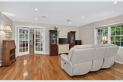 31 Coffee Street, Medway, MA 02053 - Photo 13