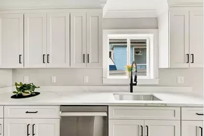 45 County St, Blackstone, MA 01504 - Photo 3
