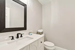 45 County St, Blackstone, MA 01504 - Photo 15